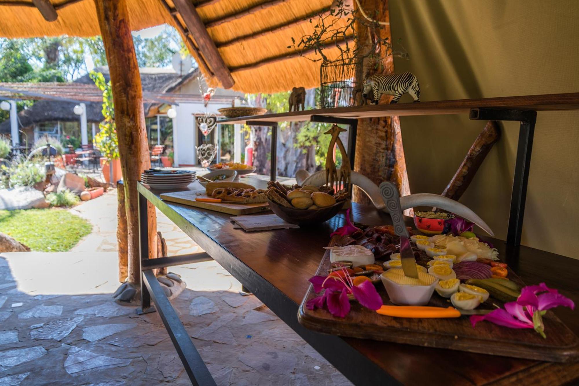 Gabus Safari Lodge Otavi Luaran gambar